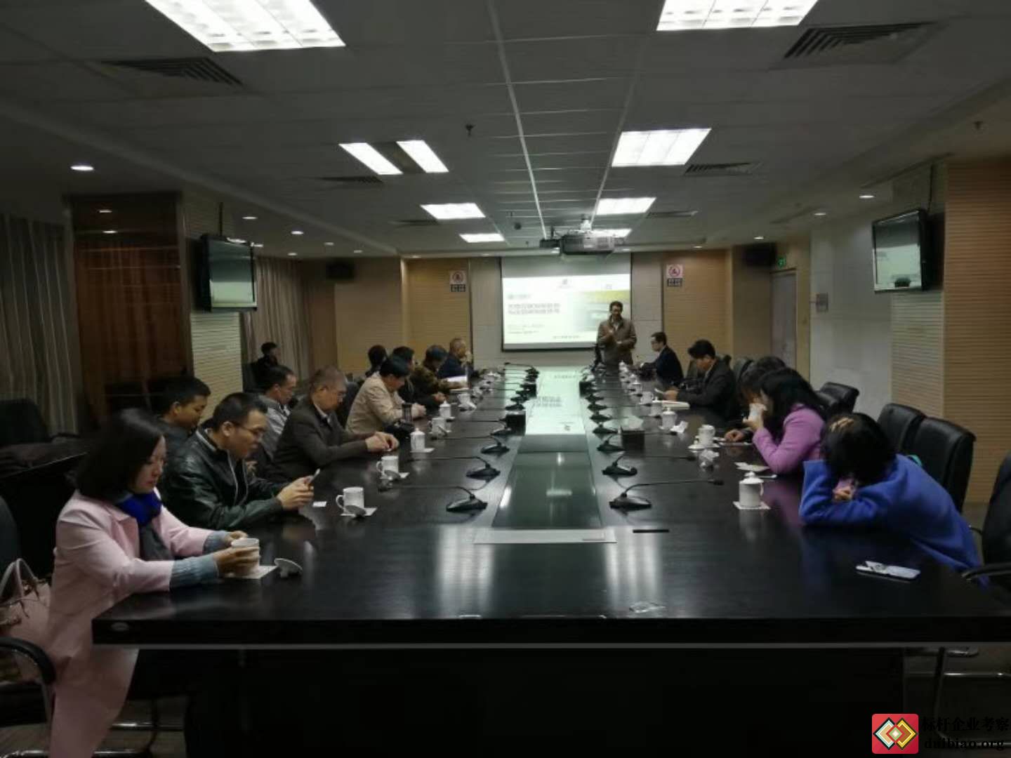 參訪無錫物聯網研究院