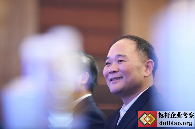 李書福